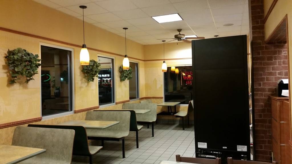 Subway | restaurant | 3035 Old Forest Rd, Lynchburg, VA 24501, USA | 4343857294 OR +1 434-385-7294