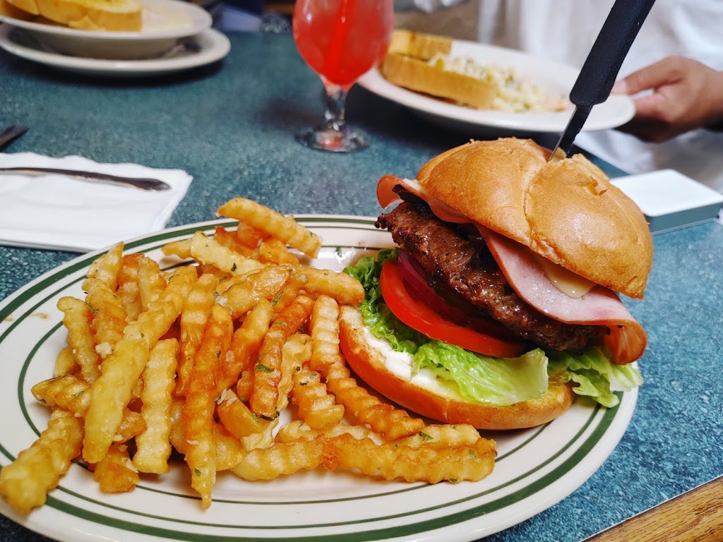 The Firehouse Restaurant & Lounge | restaurant | 1263 Bay St, Florence, OR 97439, USA | 5419972800 OR +1 541-997-2800