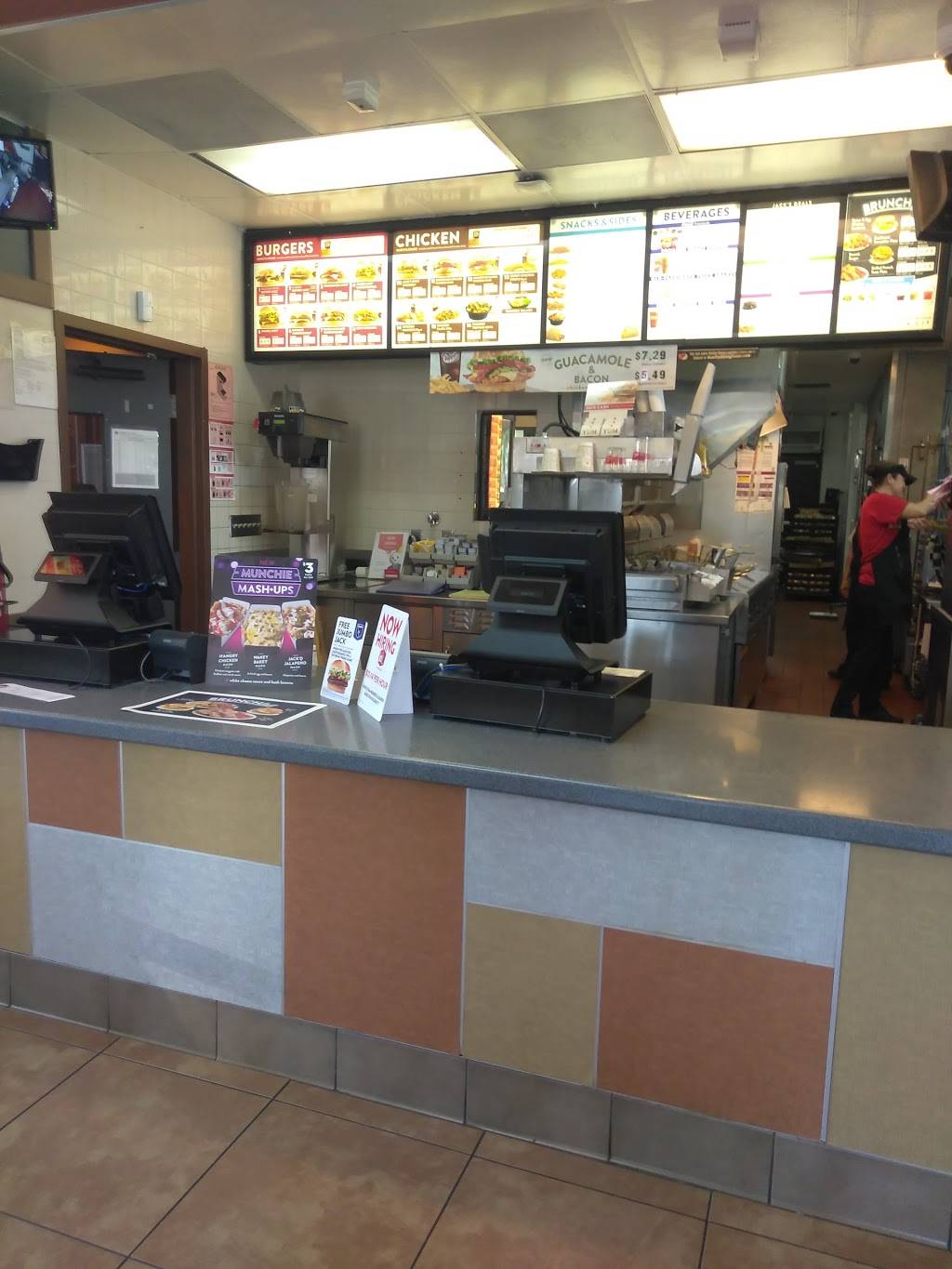 Jack in the Box | restaurant | 697 Curtner Ave, San Jose, CA 95125, USA | 4082676682 OR +1 408-267-6682