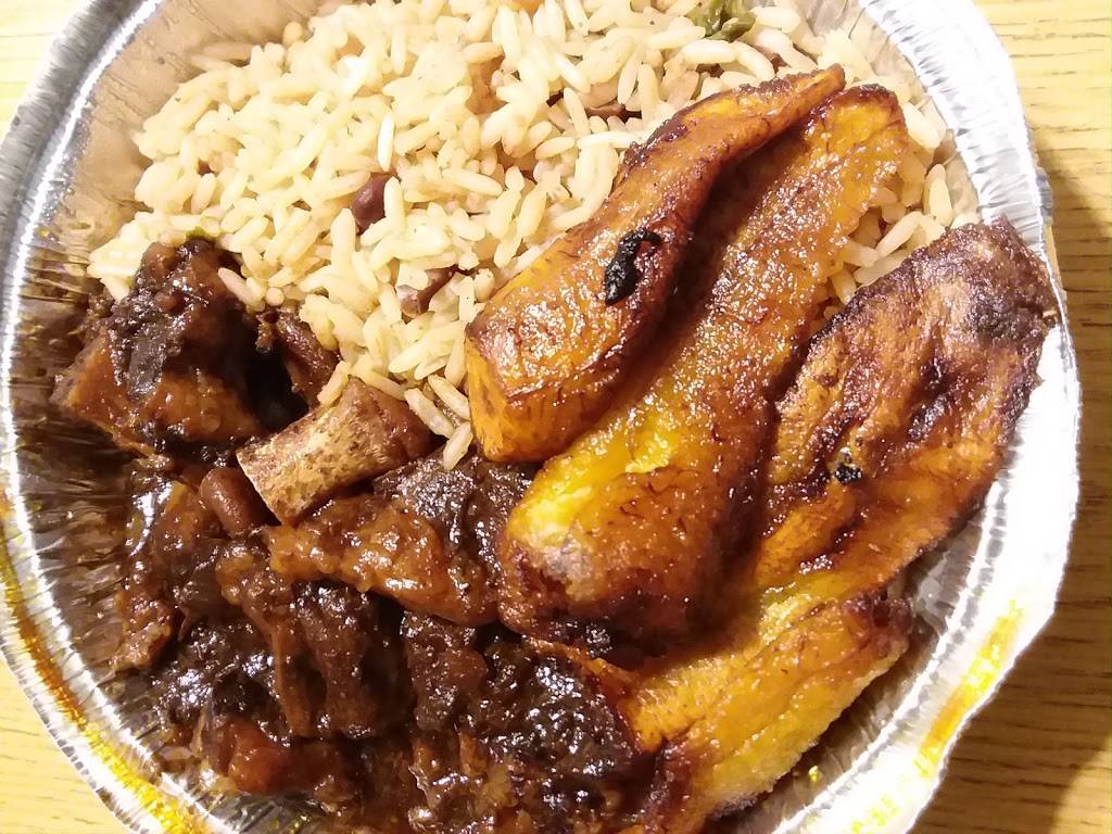 Taylor Made Jamaican Eatery | restaurant | 393 Classon Ave, Brooklyn, NY 11238, USA | 7184842310 OR +1 718-484-2310