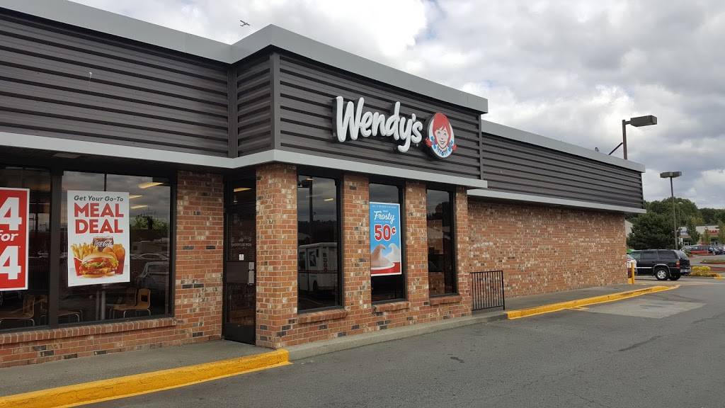Wendys | restaurant | 230 Rainier Ave S, Renton, WA 98057, USA | 4252716251 OR +1 425-271-6251
