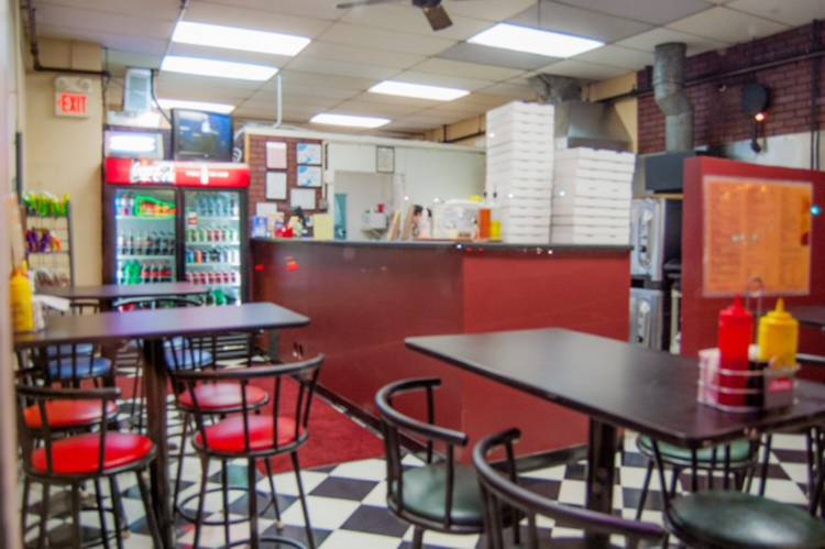Lake Williams Pizza | restaurant | 270 W Main St, Marlborough, MA 01752, USA | 5084852666 OR +1 508-485-2666
