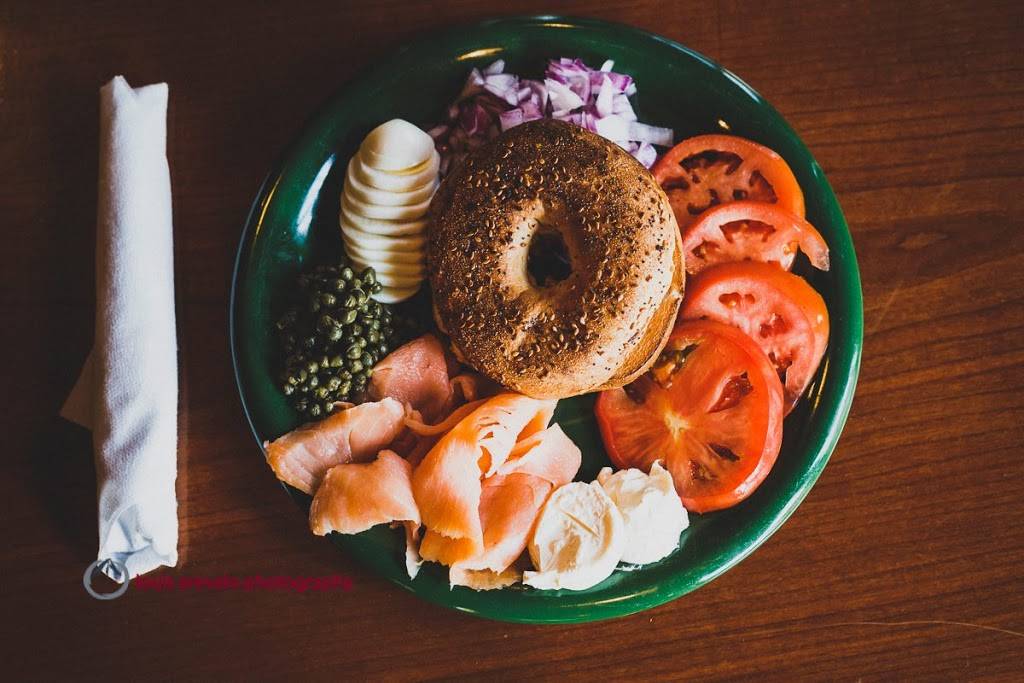 The Cabin Grill | restaurant | 2520 Main St, Lake Placid, NY 12946, USA | 5183024863 OR +1 518-302-4863