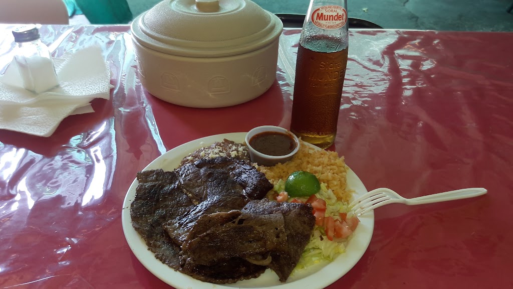 M & M Mini Market & Restaurant | restaurant | 5811 Compton Ave, Los Angeles, CA 90011, USA | 3235897479 OR +1 323-589-7479