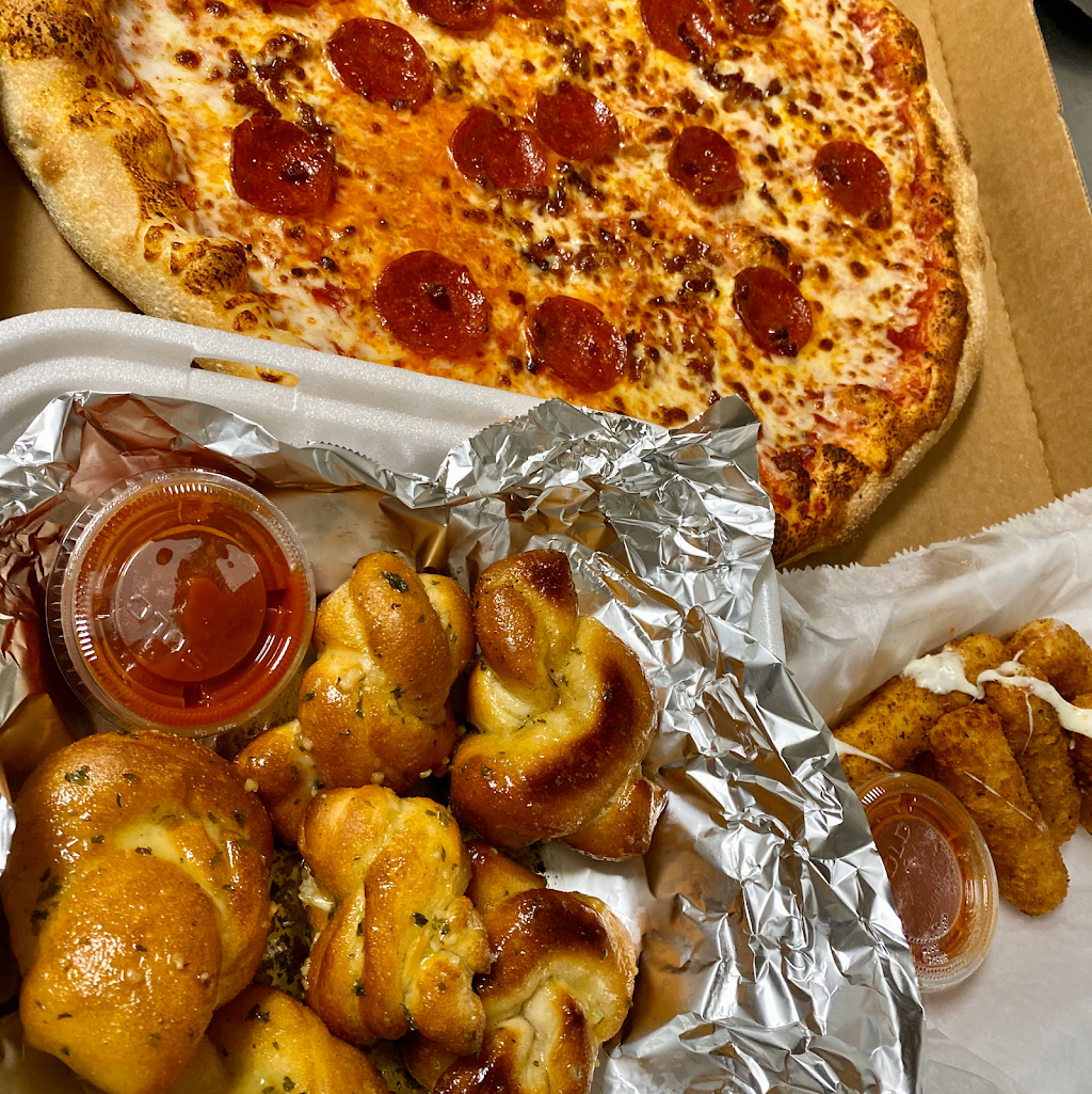 Rosemont Pizza | meal takeaway | 5740 N Orange Blossom Trail, Orlando, FL 32810, USA | 4077048119 OR +1 407-704-8119