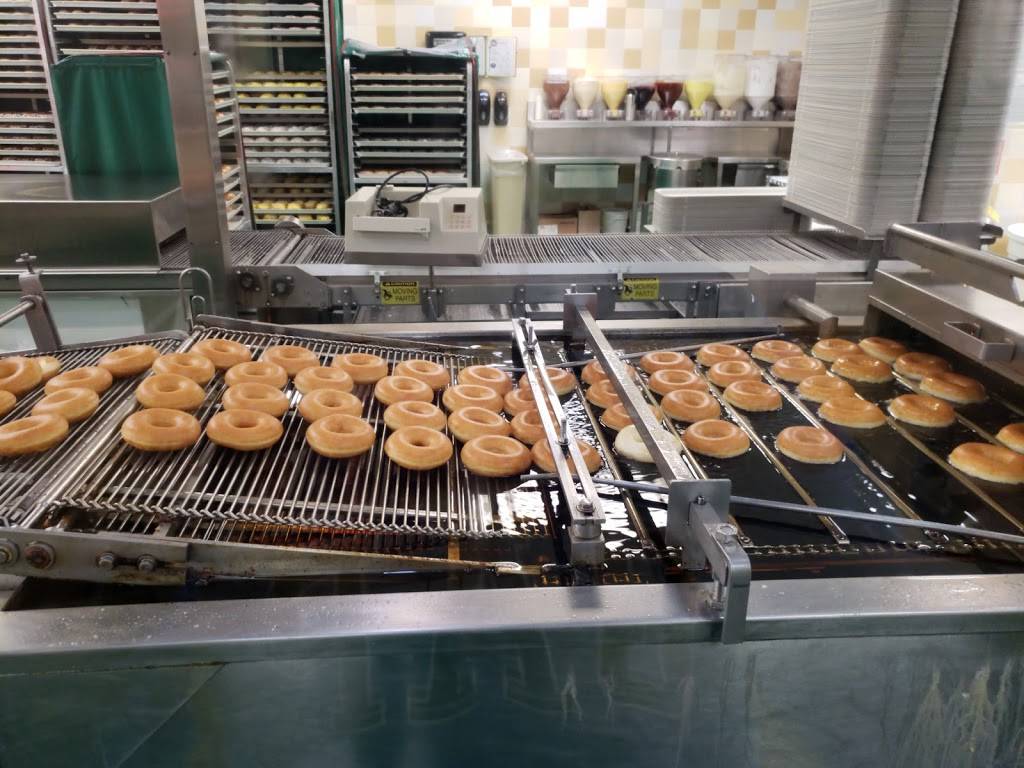 In-N-Out Burger | restaurant | 260 Washington St, Daly City, CA 94015, USA | 8007861000 OR +1 800-786-1000