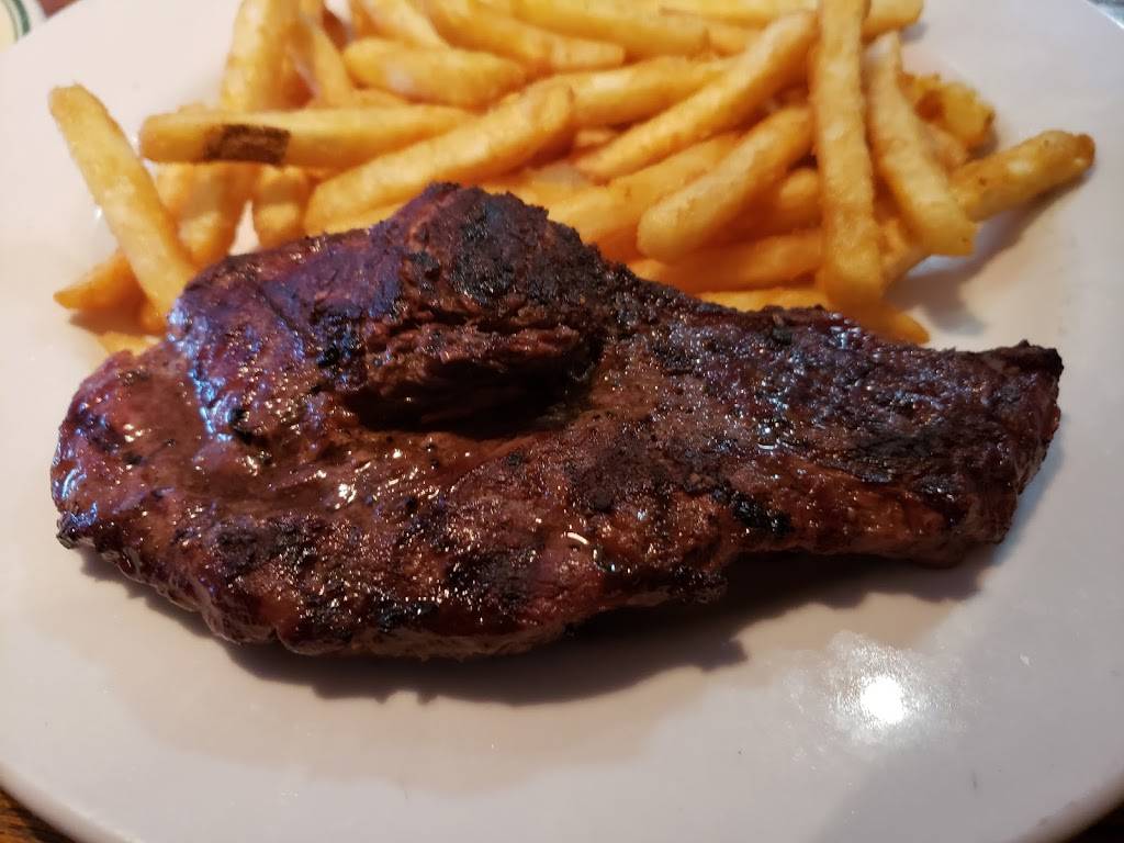 Mama Rosa | meal delivery | 589 N Service Rd, Mississauga, ON L5A 1B2, Canada | 9052720194 OR +1 905-272-0194