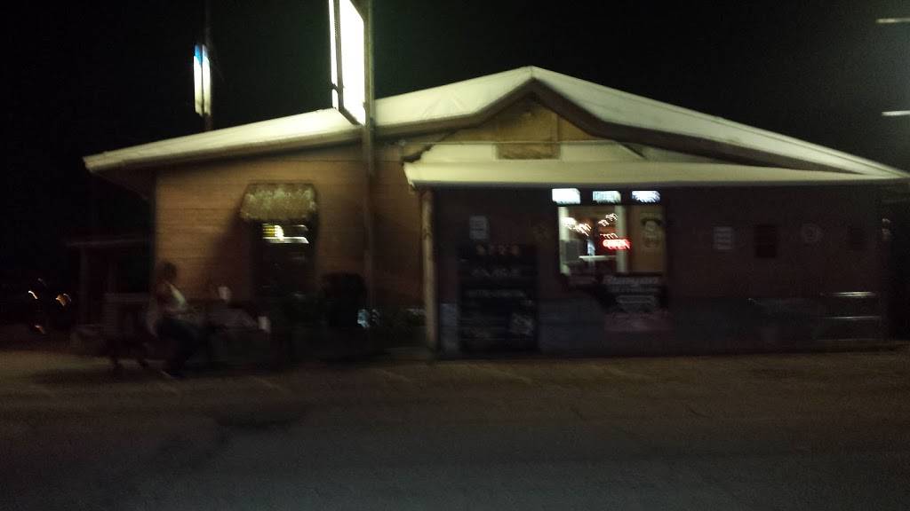 Syds Place Inc | restaurant | 1802 11th St, Lawrenceville, IL 62439, USA | 6189439040 OR +1 618-943-9040