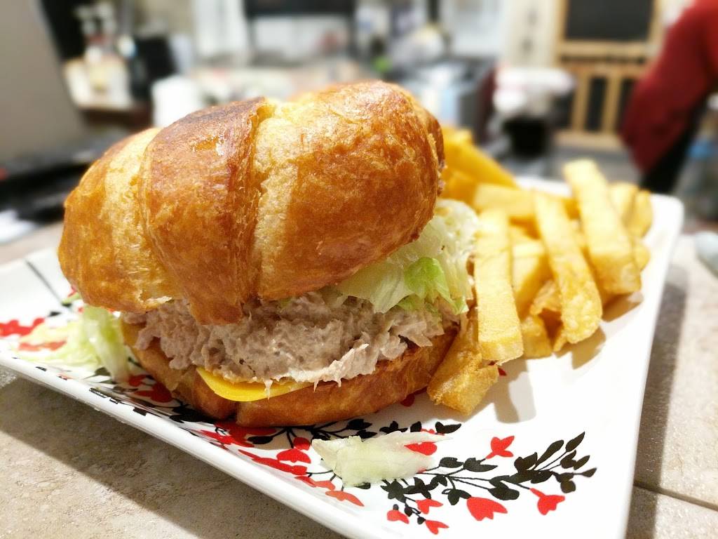 El Nuevo Amanecer Restaurant | restaurant | 534 Pleasant St, Worcester, MA 01602, USA | 5083534256 OR +1 508-353-4256