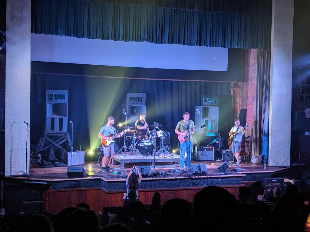 The Leavitt Theatre | restaurant | 259 Main Street Route One, Ogunquit, ME 03907, USA | 2076463123 OR +1 207-646-3123