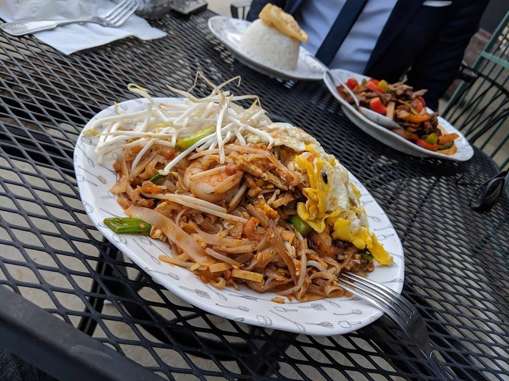 Green Basil Thai Restaurant | restaurant | 5665 Las Virgenes Rd, Calabasas, CA 91302, USA | 8188808125 OR +1 818-880-8125