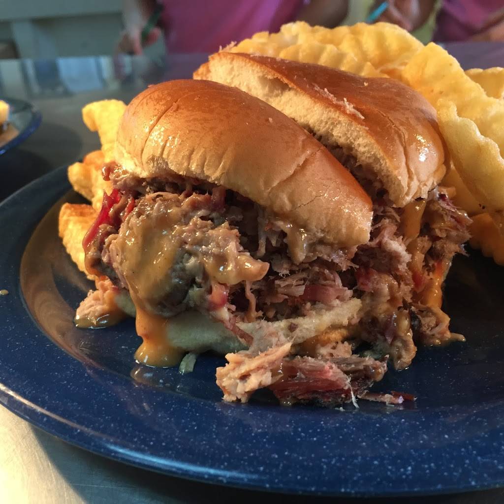 Vandys Bar-B-Q (Mall) | restaurant | 718 Northside Dr E #35, Statesboro, GA 30458, USA | 9127643033 OR +1 912-764-3033