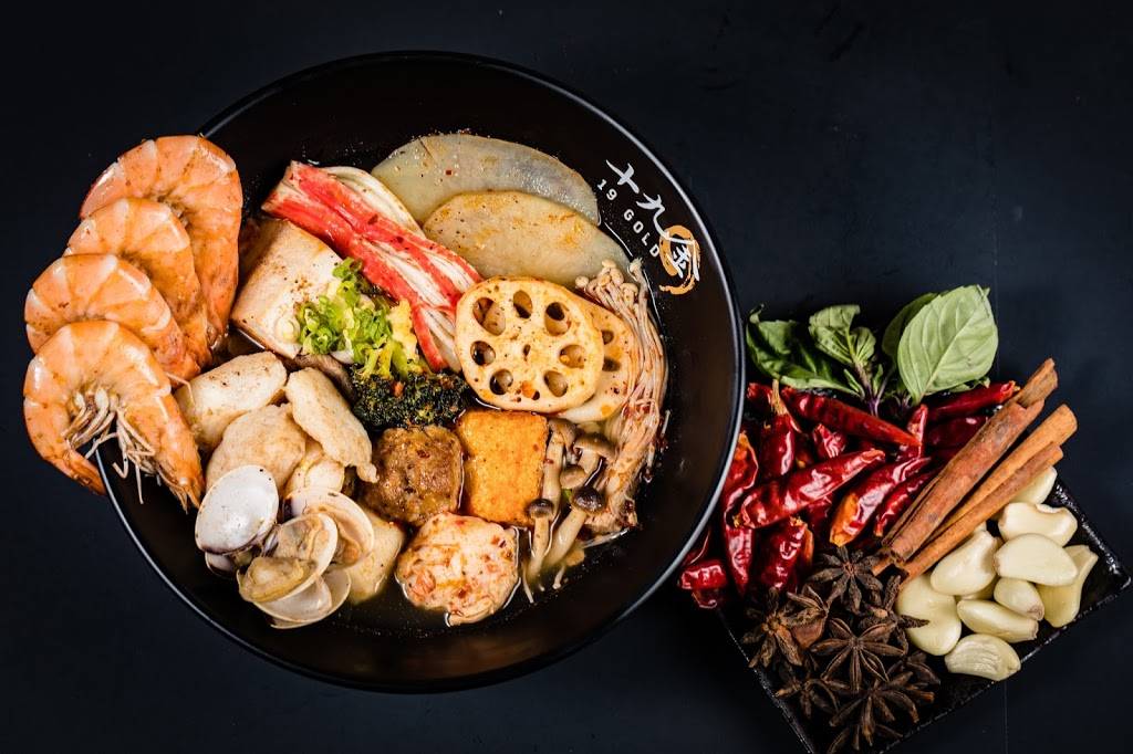 19 GOLD Taiwanese Restaurant 十九金麻辣燙 | restaurant | 3601 Fremont Ave N #101, Seattle, WA 98103, USA | 2065880952 OR +1 206-588-0952
