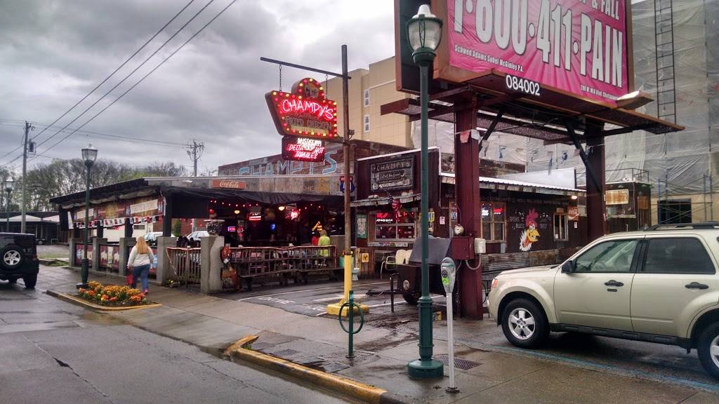 Champys | restaurant | 526 E M L King Blvd, Chattanooga, TN 37403, USA | 4237529198 OR +1 423-752-9198