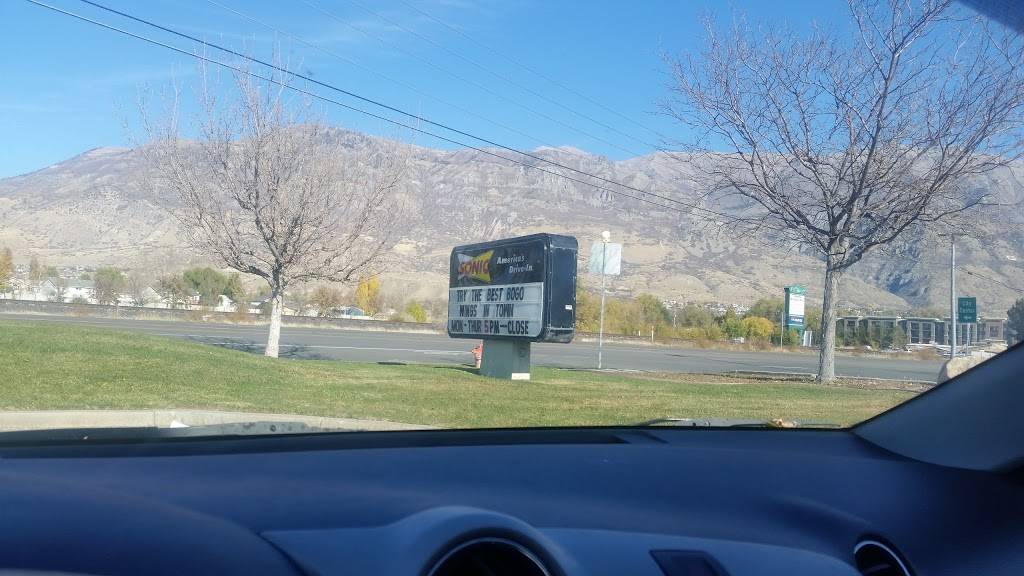 Sonic Drive-In | restaurant | 855 W State St, Pleasant Grove, UT 84062, USA | 8017960121 OR +1 801-796-0121