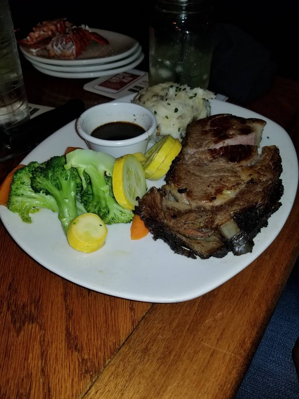 Outback Steakhouse | restaurant | 2970 Finley Rd, Downers Grove, IL 60515, USA | 6305300005 OR +1 630-530-0005