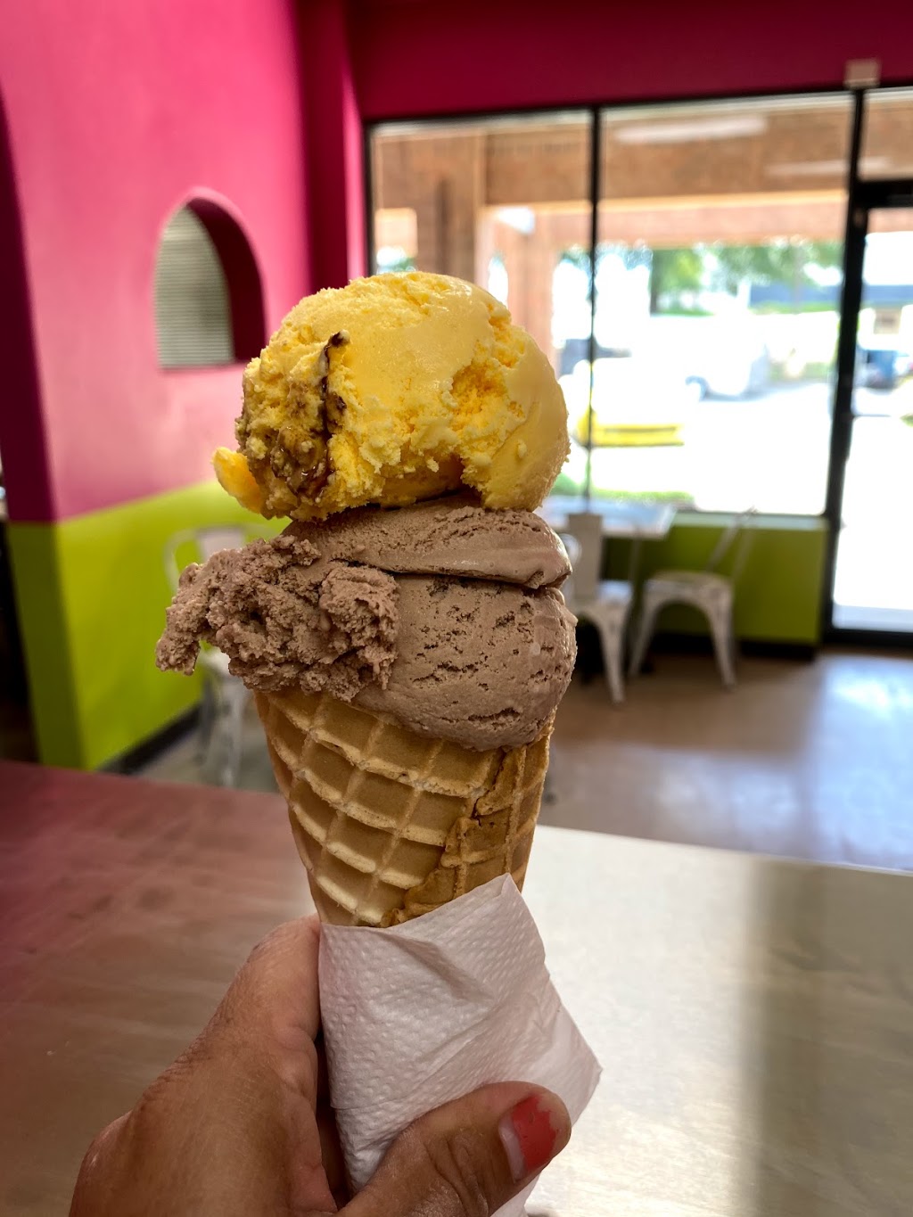 Mangos Fruteria y Neveria | restaurant | 3576 Kirby Pkwy, Memphis, TN 38115, USA | 9015185094 OR +1 901-518-5094