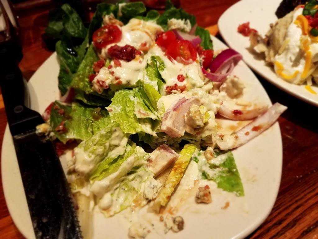 Outback Steakhouse | restaurant | 27230 Bay Landing Dr, Bonita Springs, FL 34135, USA | 2399483575 OR +1 239-948-3575