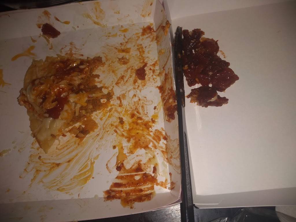 Taco Bell | meal takeaway | 2910 Godwin Blvd, Suffolk, VA 23434, USA | 7575387190 OR +1 757-538-7190