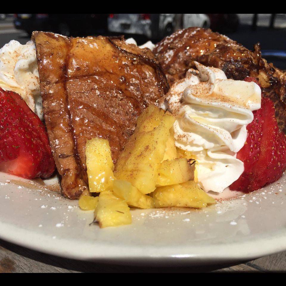 Las Cazuelas Fairmount | meal takeaway | 3300 Fairmount Ave, Philadelphia, PA 19104, USA | 2677849396 OR +1 267-784-9396