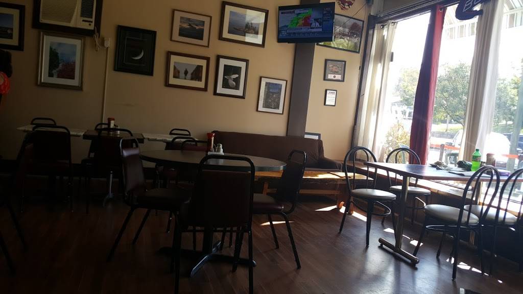 OMaddis Deli & Cafe | cafe | 40 Depot Square, Northfield Falls, VT 05664, USA | 8024854700 OR +1 802-485-4700