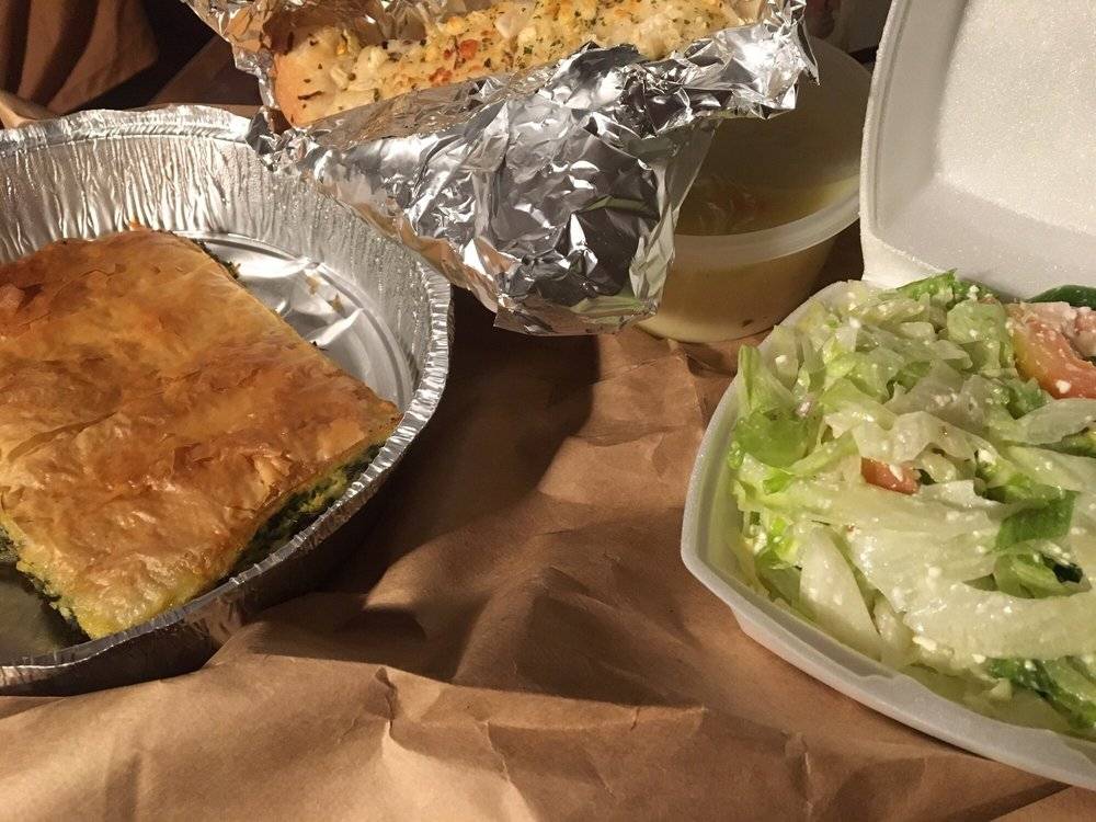 Santorinis | restaurant | 165 Atlantic Ave, Lynbrook, NY 11563, USA | 5165939600 OR +1 516-593-9600