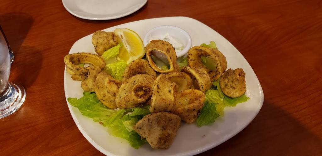 Kallisto Greek Restaurant | restaurant | 2950 Bank St, Gloucester, ON K1T 1N8, Canada | 6132602111 OR +1 613-260-2111