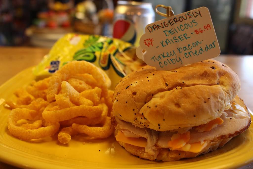 The Neighbors Shoppe | meal takeaway | 2833 Twelve Mile Rd, Berkley, MI 48072, USA | 2485468960 OR +1 248-546-8960