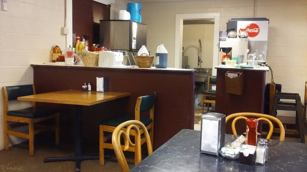 Belles Little Country Kitchen | restaurant | 210 W High St, Lebanon, TN 37087, USA | 6155476888 OR +1 615-547-6888