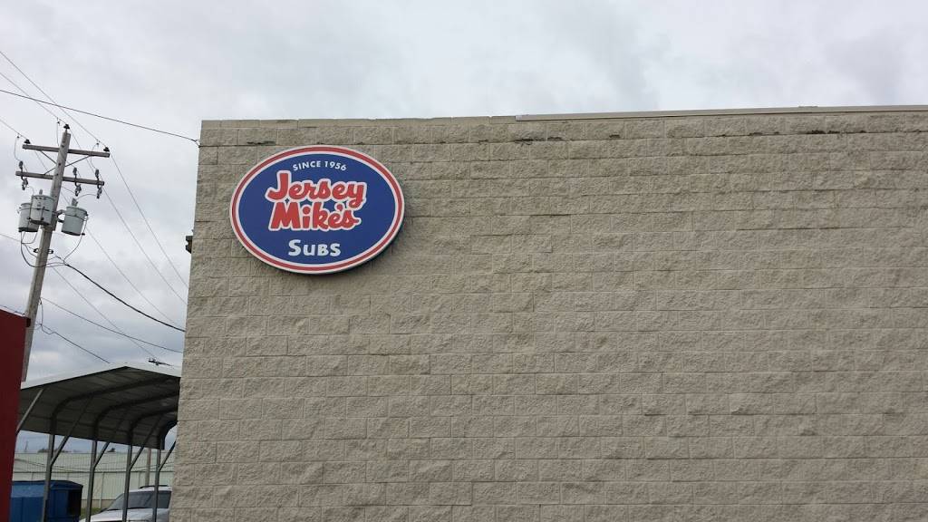 Jersey Mikes Subs | meal takeaway | 1713 Scottsville Rd Suite D, Bowling Green, KY 42104, USA | 2709041917 OR +1 270-904-1917