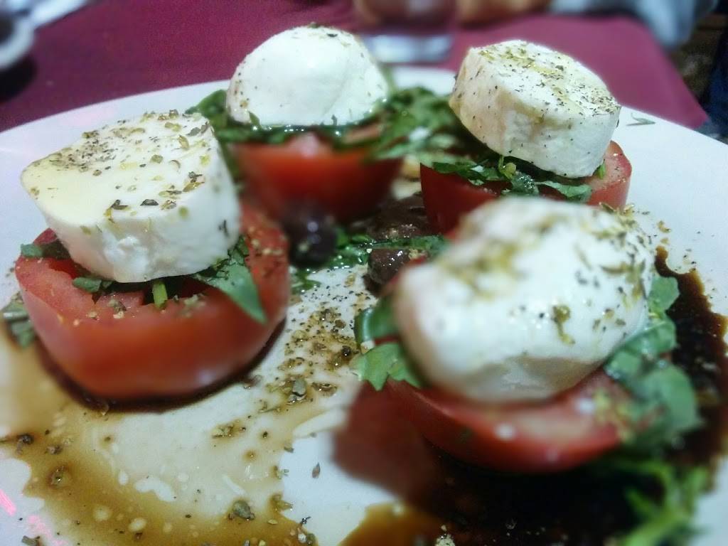 Tutto Famiglia | restaurant | 23766 Mercury Rd, Lake Forest, CA 92630, USA | 9494725466 OR +1 949-472-5466