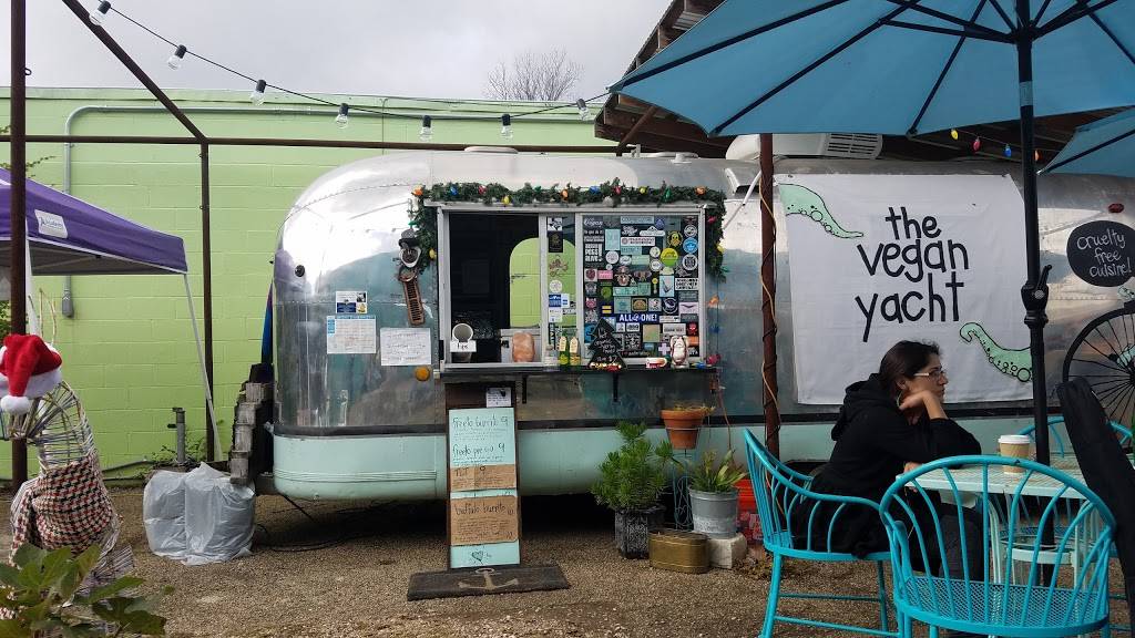 The Vegan Yacht | restaurant | 5212 Manchaca Rd, Austin, TX 78745, USA | 5126197989 OR +1 512-619-7989