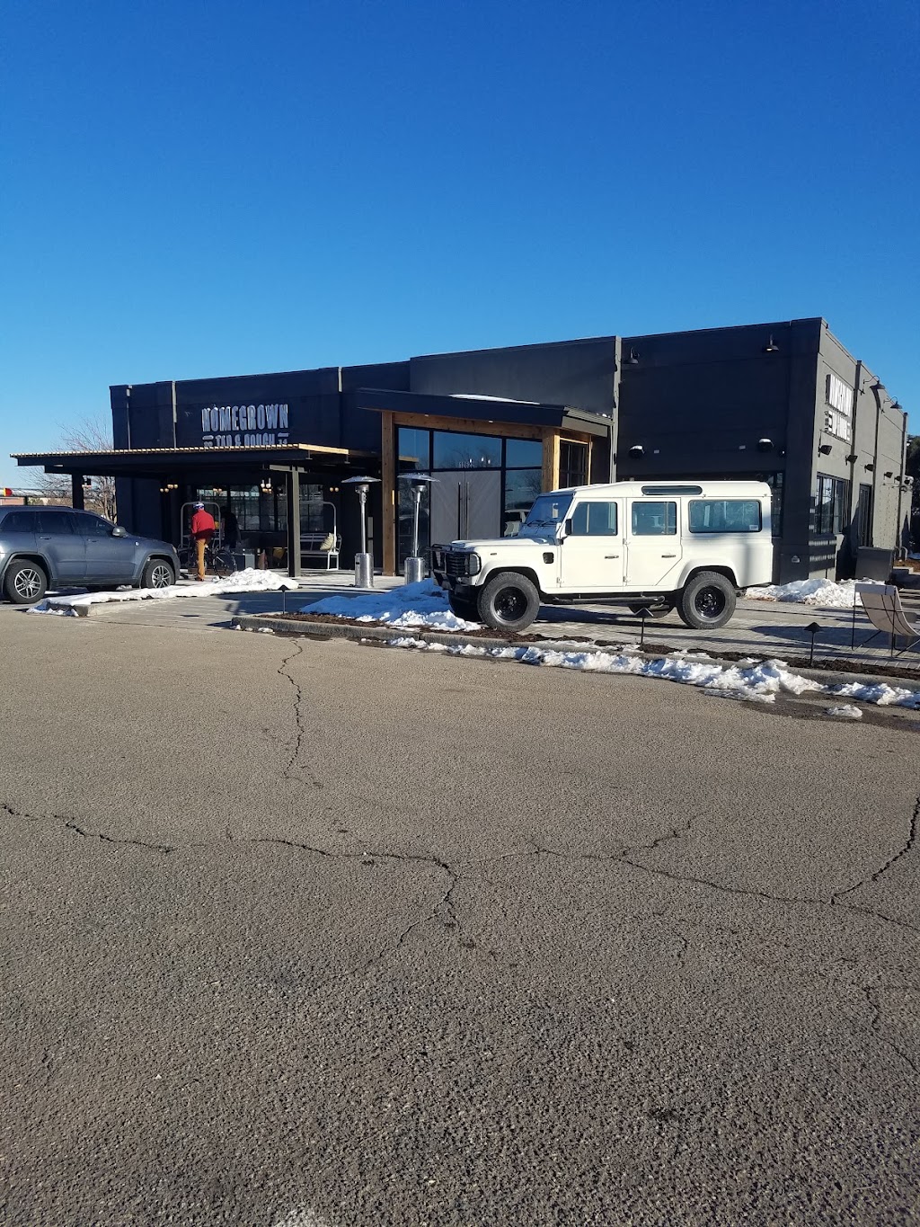 Homegrown Tap & Dough | restaurant | 12622 W Ken Caryl Ave, Littleton, CO 80127, USA | 3032452140 OR +1 303-245-2140