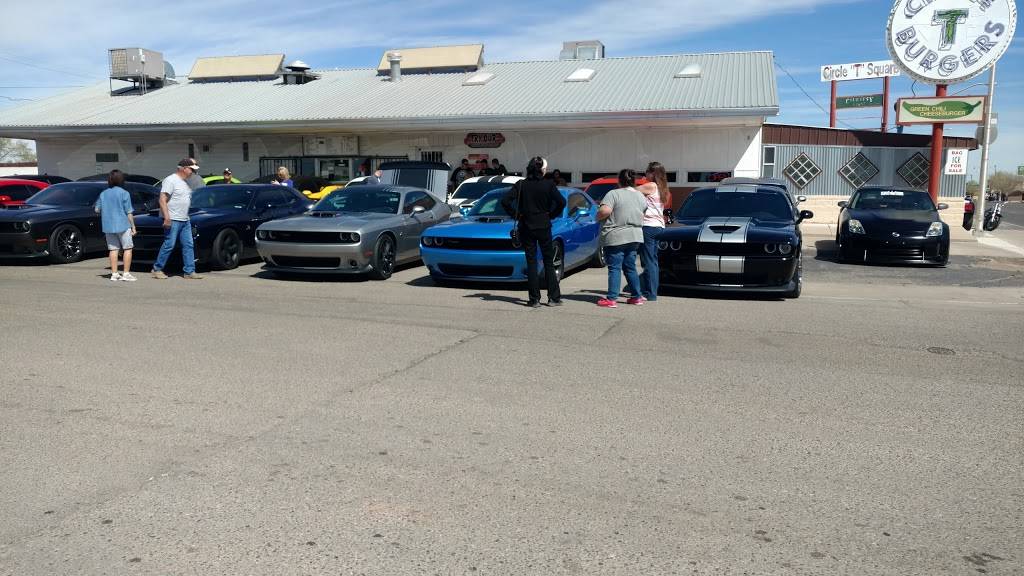 Circle T Burgers | restaurant | 523 NM-314, Belen, NM 87002, USA | 5058644135 OR +1 505-864-4135