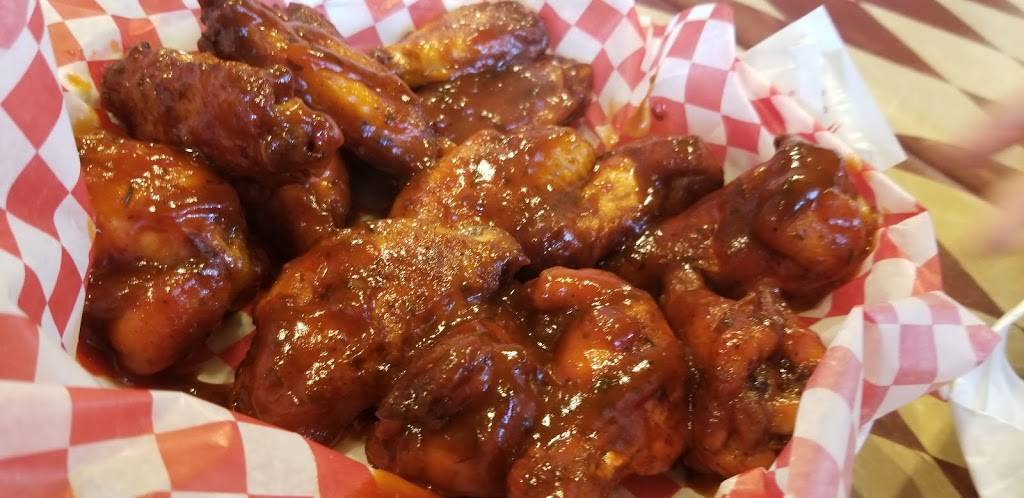 Pinos Pizza | restaurant | 535 Huron St, Stratford, ON N5A 5T7, Canada | 5192735555 OR +1 519-273-5555