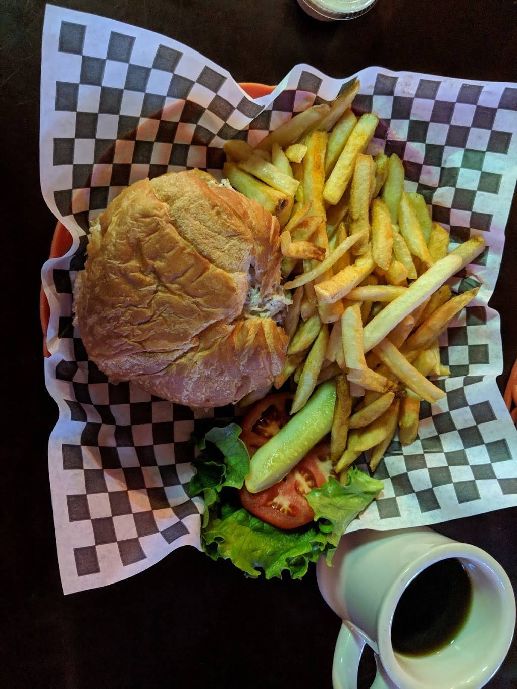 The Downtown Grill | restaurant | 301 E Call St, Starke, FL 32091, USA | 9049649253 OR +1 904-964-9253