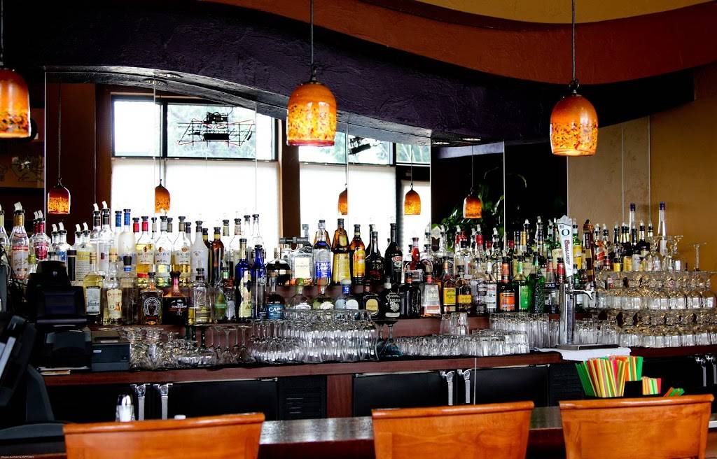 Los Dos Amigos Hacienda | restaurant | 4730 Village Plaza Loop Suite #170, Eugene, OR 97401, USA | 5416868455 OR +1 541-686-8455