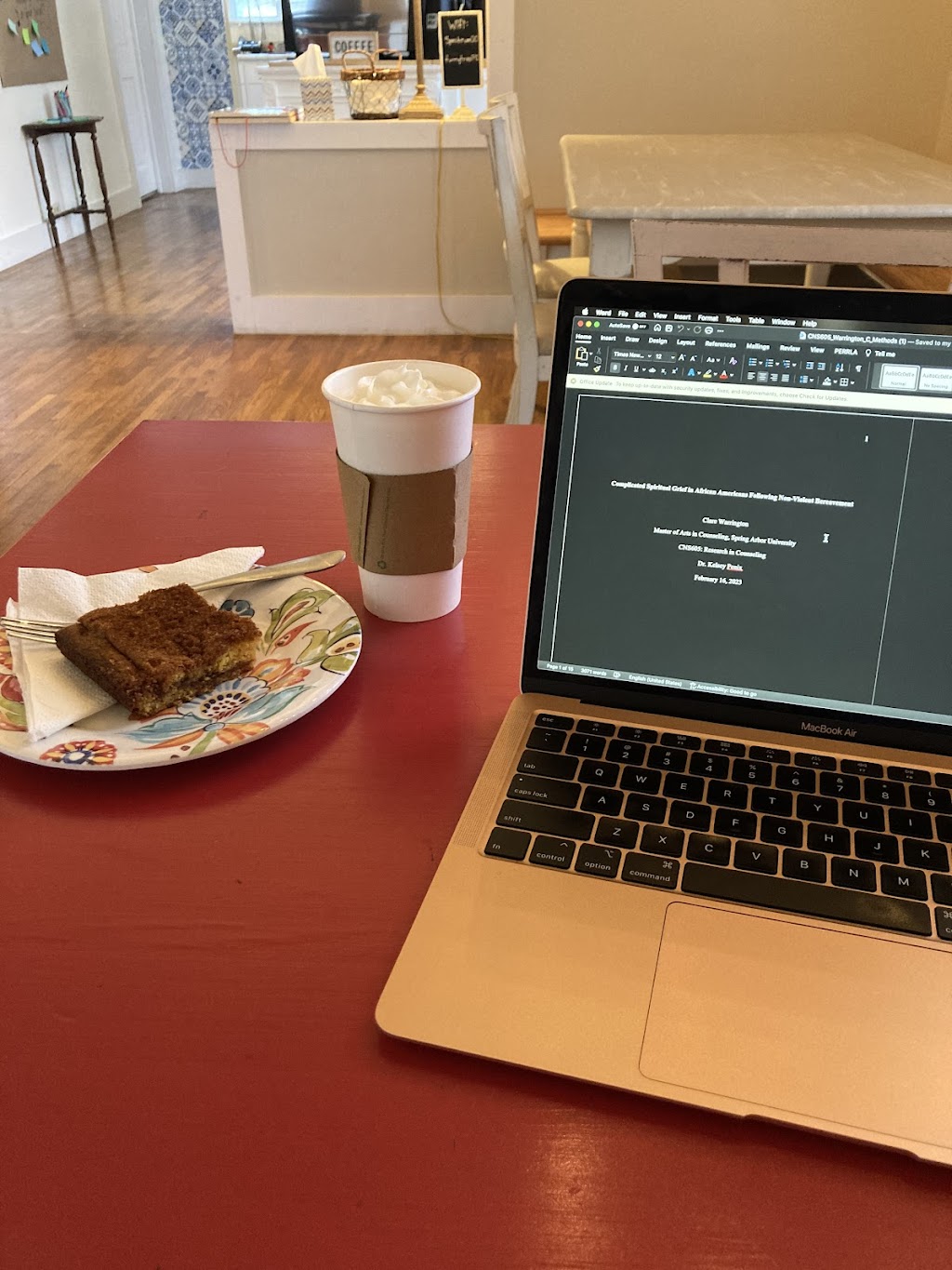 Lolas At The Inn | restaurant | 3910 S Washington St, Marion, IN 46953, USA | 7656679161 OR +1 765-667-9161