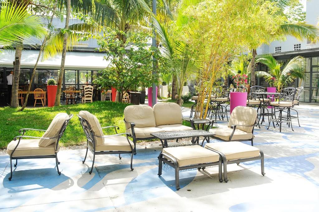 Miami Ironside | shopping mall | 7610 NE 4th Ct, Miami, FL 33138, USA | 3054389002 OR +1 305-438-9002