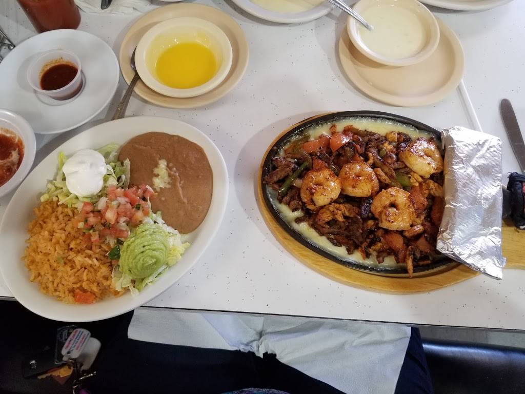 Patio Lino | restaurant | W, 298 US-62, Ash Flat, AR 72513, USA | 8709942304 OR +1 870-994-2304