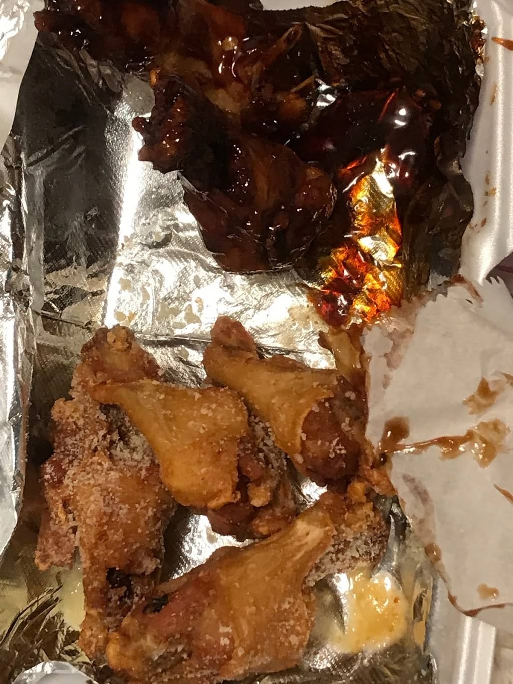 Wing Snob | restaurant | 24545 West 12 Mile Road, Southfield, MI 48034, USA | 2484609464 OR +1 248-460-9464