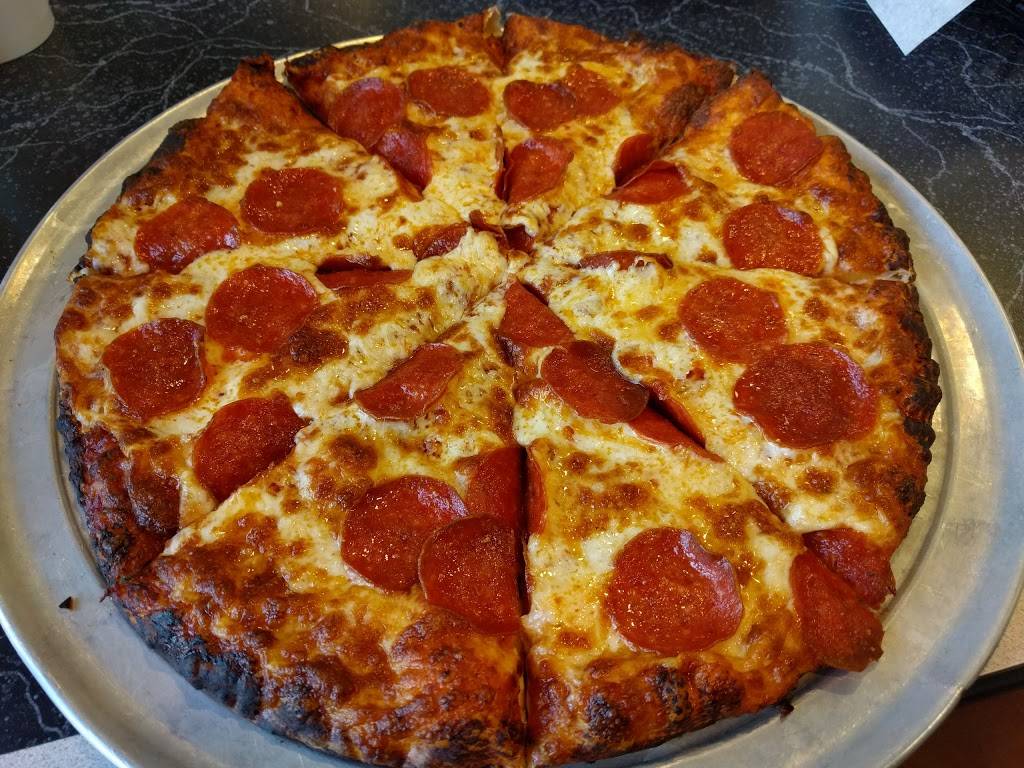 Round Table Pizza | meal delivery | 1220 Oakmead Pkwy, Sunnyvale, CA 94085, USA | 4089709000 OR +1 408-970-9000