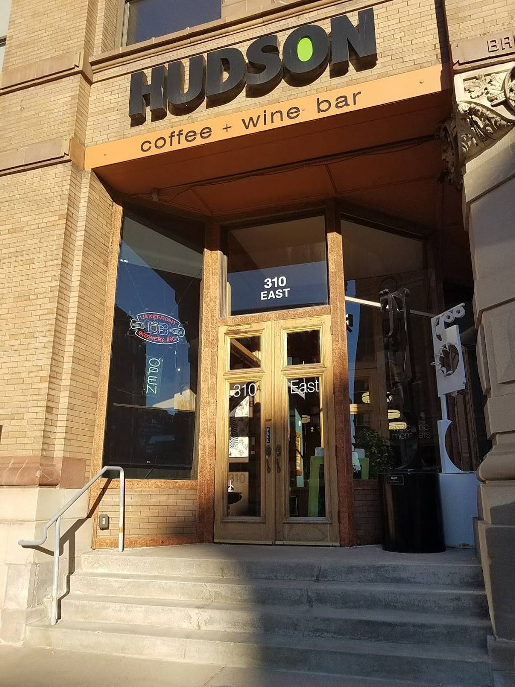 Tre Rivali | restaurant | 200 N Broadway, Milwaukee, WI 53202, USA | 4142913971 OR +1 414-291-3971