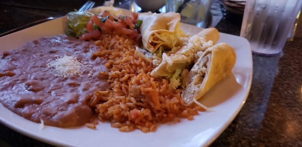 Carmelitas Mexican Restaurant | restaurant | 204 Riverside Ave, Roseville, CA 95678, USA | 9167830411 OR +1 916-783-0411