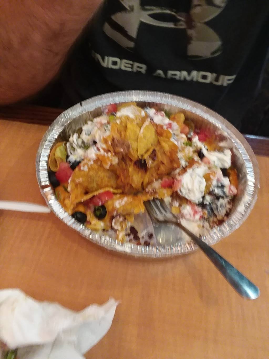 Arnis Rossville | restaurant | 17 N Plank St, Rossville, IN 46065, USA | 7653792764 OR +1 765-379-2764