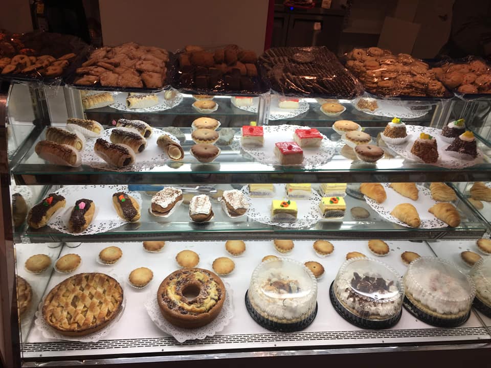 Cavallos Imported Italian Foods - Cavallos Deli Middlebury | restaurant | 338 Middlebury Rd, Middlebury, CT 06762, USA | 4752352347 OR +1 475-235-2347