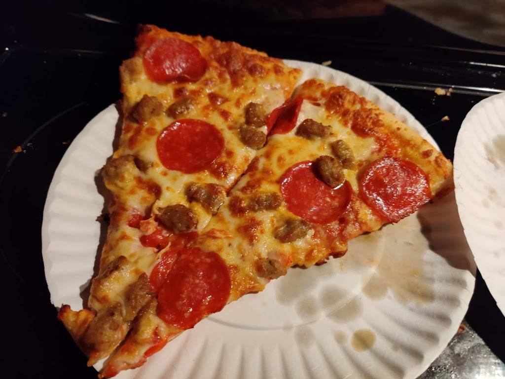 Vitos Pizza Elora | restaurant | 58 Wellington County Road 7 Unit 5, Elora, ON N0B 1S0, Canada | 5198462410 OR +1 519-846-2410