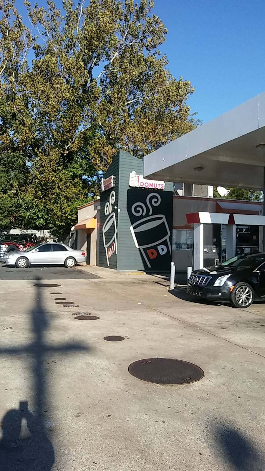 Dunkin | cafe | 5051 Wissahickon Ave, Philadelphia, PA 19144, USA | 2156736800 OR +1 215-673-6800