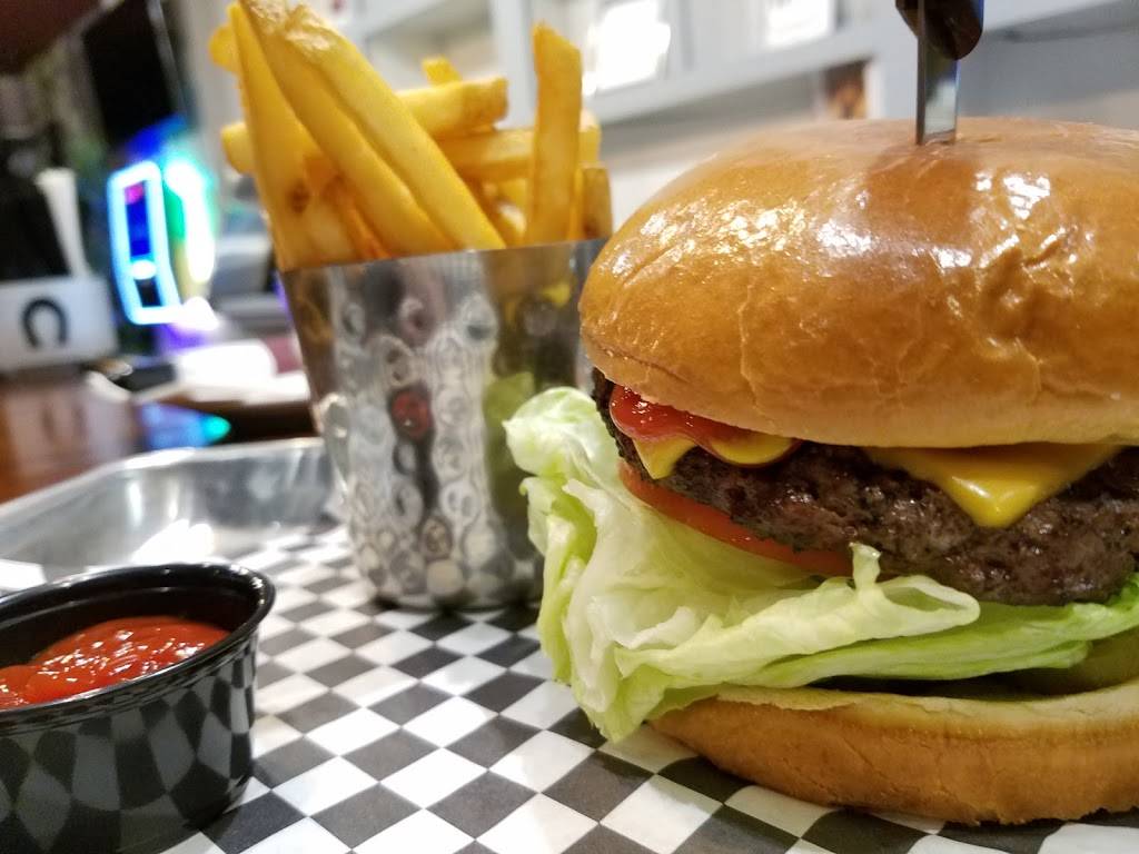 City Limits Kitchen and Bar | restaurant | 13414 Western Ave, Blue Island, IL 60406, USA | 7086313661 OR +1 708-631-3661