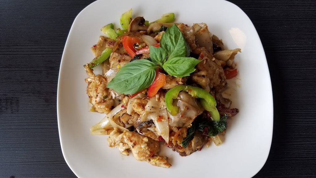 Hua Hin Thai Cuisine Everett | restaurant | 6100 Evergreen Way, Everett, WA 98203, USA | 4253539595 OR +1 425-353-9595